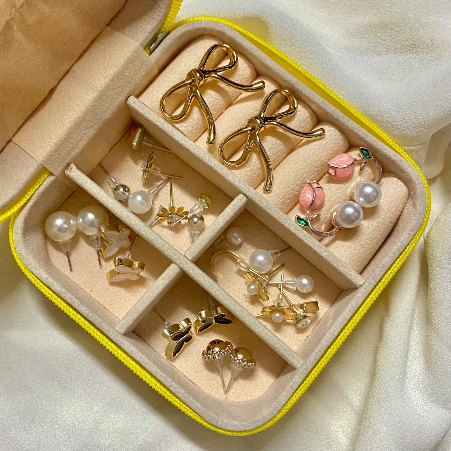 Auremi | 14 Earrings + Free Jewellery Box