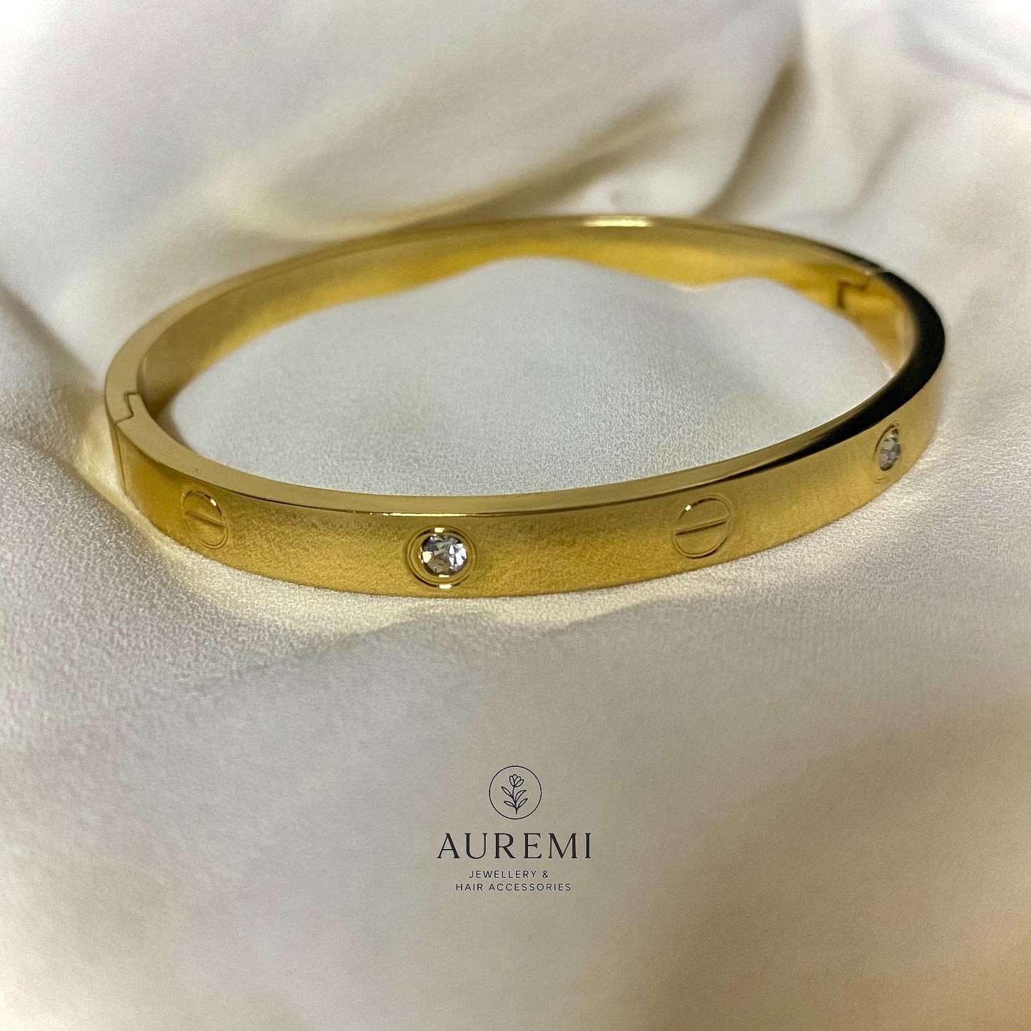 Luxe Solitaire Kada