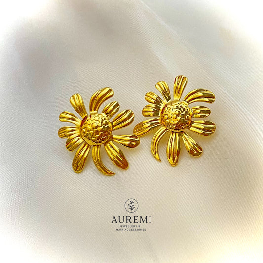 Anti-Tarnish Golden Flower Stud Earrings for Women
