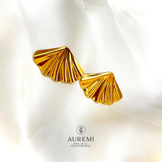 Lightweight & Anti-Tarnish Golden Shell Fan Earrings