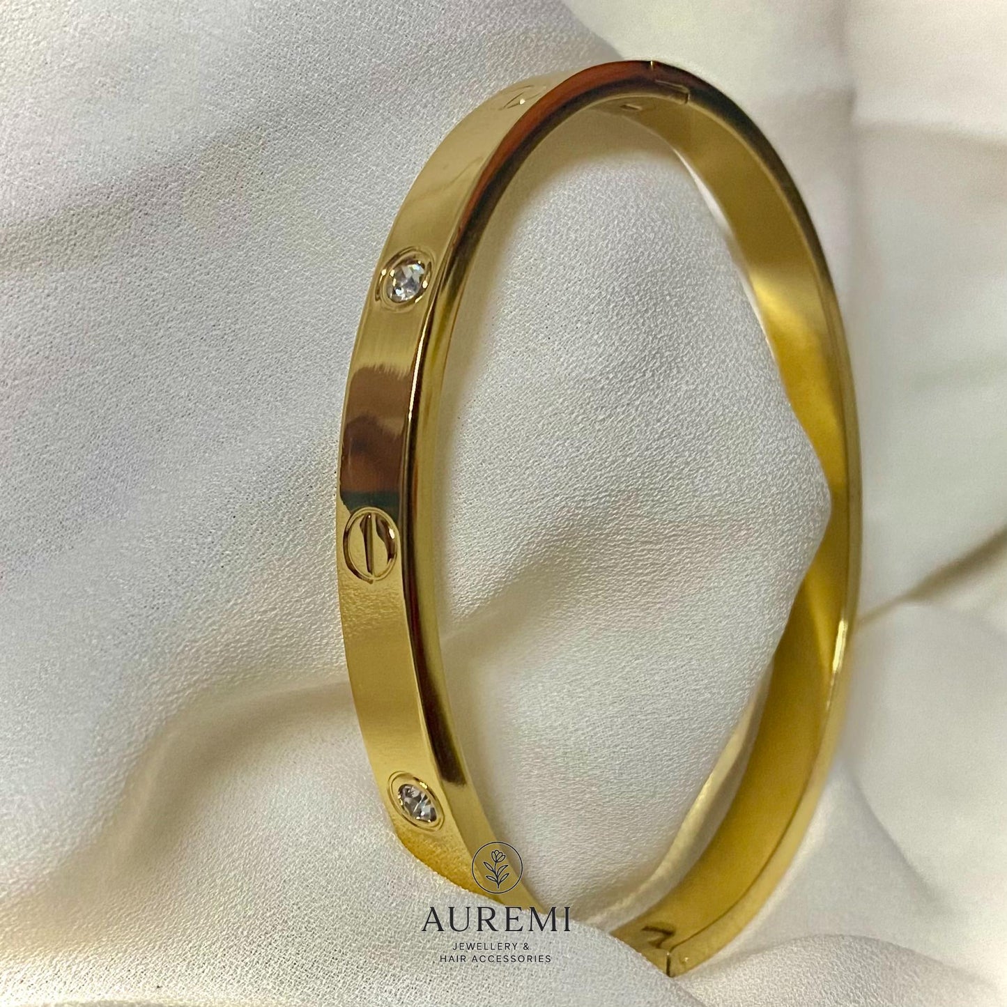 Luxe Solitaire  Kada