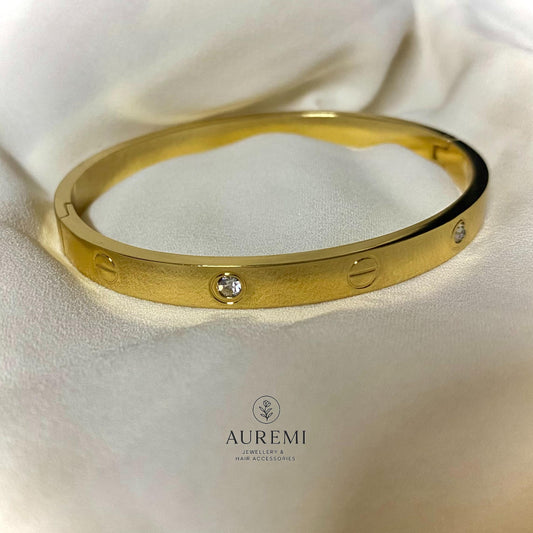 Luxe Solitaire  Kada
